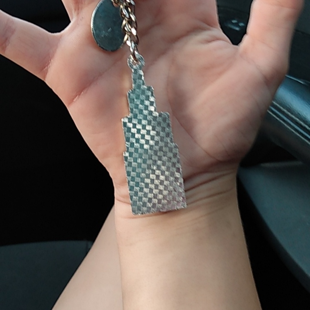 Keychain - Picture 2 of 2